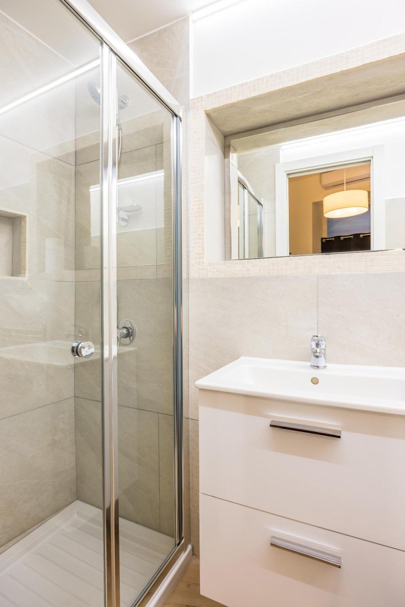 Lioy 25 By Napoliapartments Ngoại thất bức ảnh